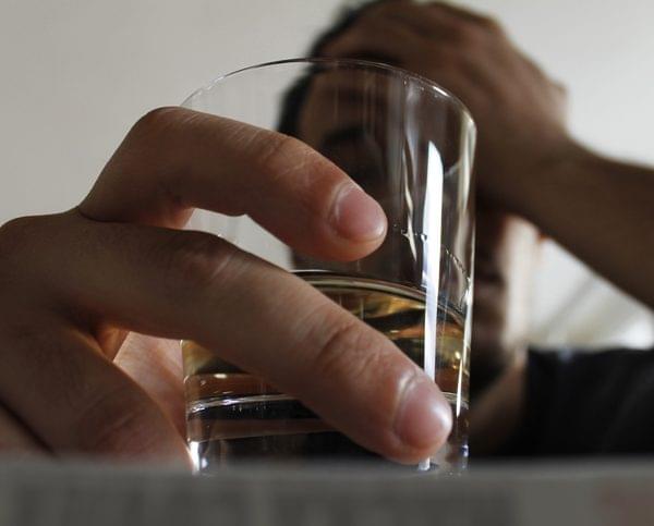 How To Tell Your Friends You’re Struggling With Alcoholism Man Struggling With Alcoholism