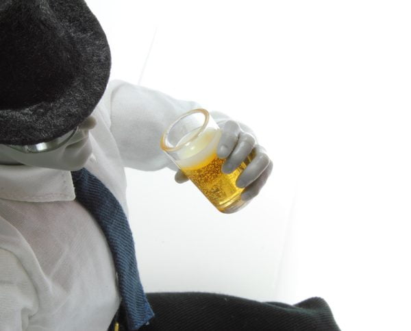 Why drinking non-alcoholic beer can cause a relapse